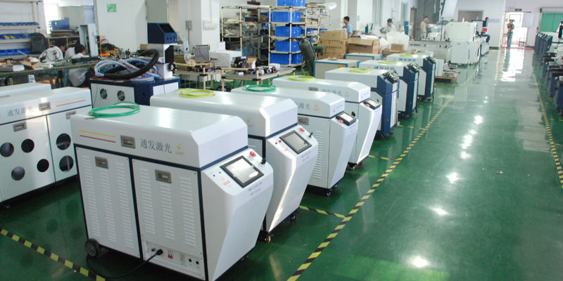 通發(fā)激光TFL-80PF<a href='http://www.qutaob.com/product/2.htm' class='text_a'>光纖<a href='http://www.qutaob.com' class='text_a'>激光焊接機</a></a>